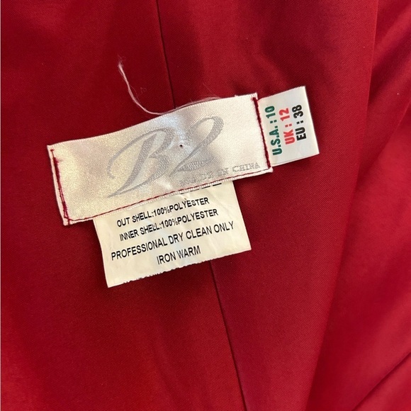 Jasmine Bridal B2 formal red cascade dress Sz-10. S20 - Picture 9 of 14